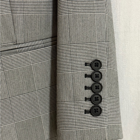 Express Black and White Houndstooth Blazer - Picture 3 of 4